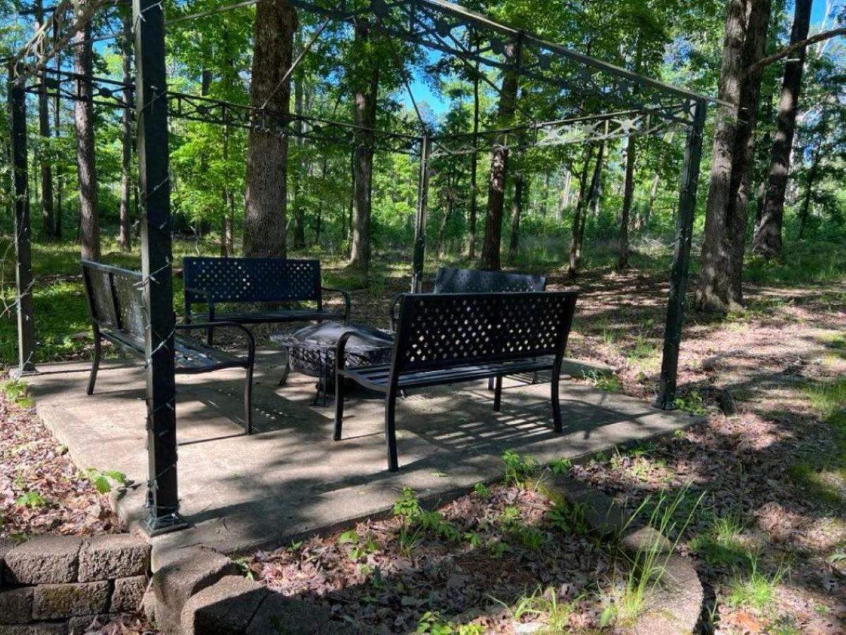 Resort Home On Half A Wooded Acres Sleeps Up To 14 Firepit For Smores Hot Springs Exteriör bild